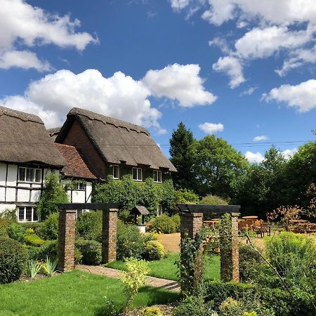 Old Hunters Lodge Whipsnade Limited Zewnętrze zdjęcie