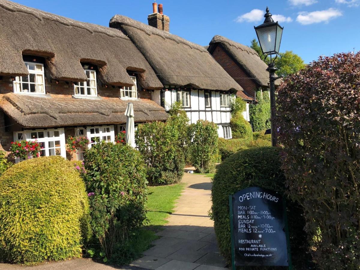 Old Hunters Lodge Whipsnade Limited Zewnętrze zdjęcie
